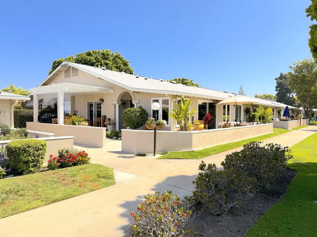 Leisure World Golf course home and patio