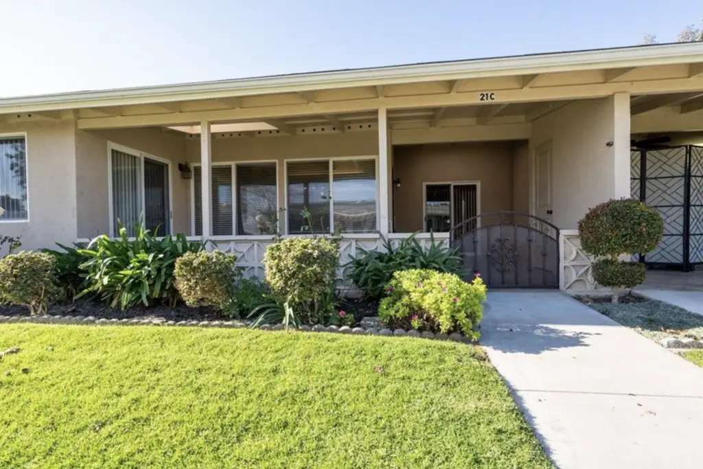 Mutual 8 Leisure World Seal Beach Units For Sale